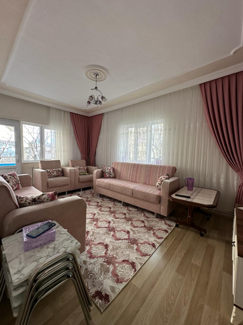 KAYSERİ DEVELİ HASAN ŞAHAN MAHALLESİ ARI KOOP. SATILIK DAİRE